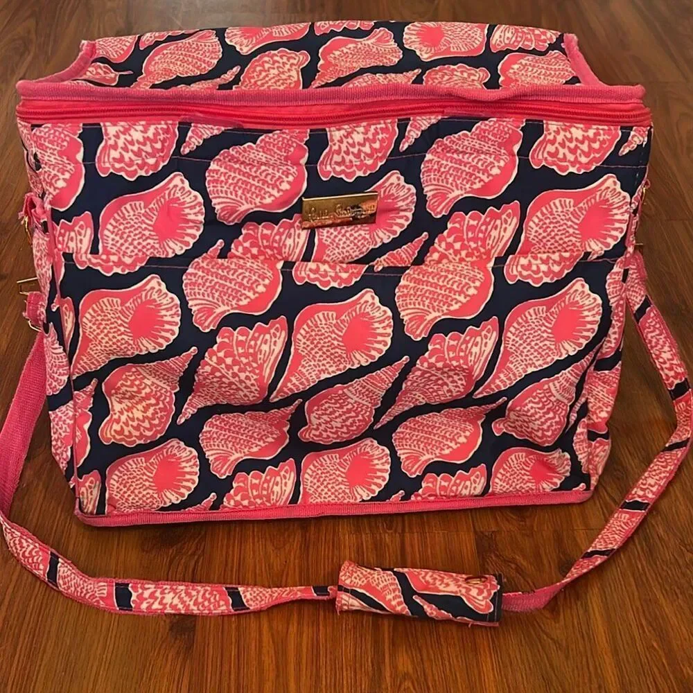 Lily Pulitzer xl shell pink navy cooler insulated tote bag beach summer